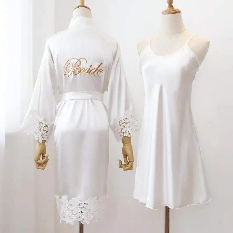 Peignoir en Dentelle de Mariée